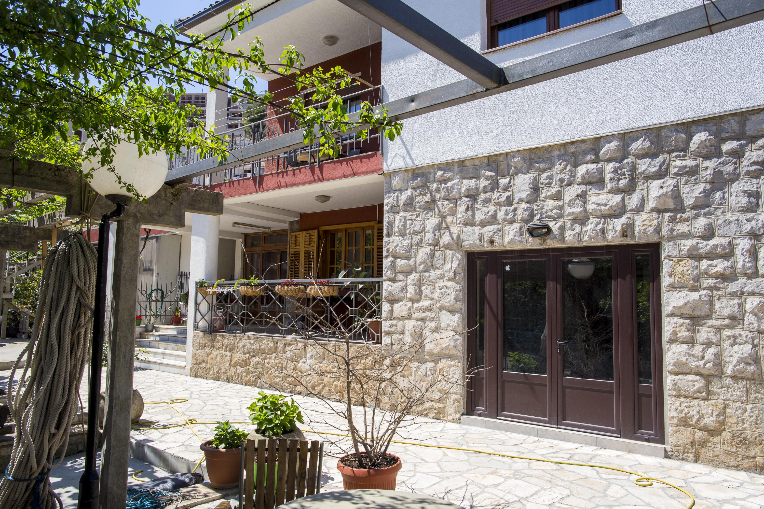 Guesthouse Blue Coast Budva Exterior photo