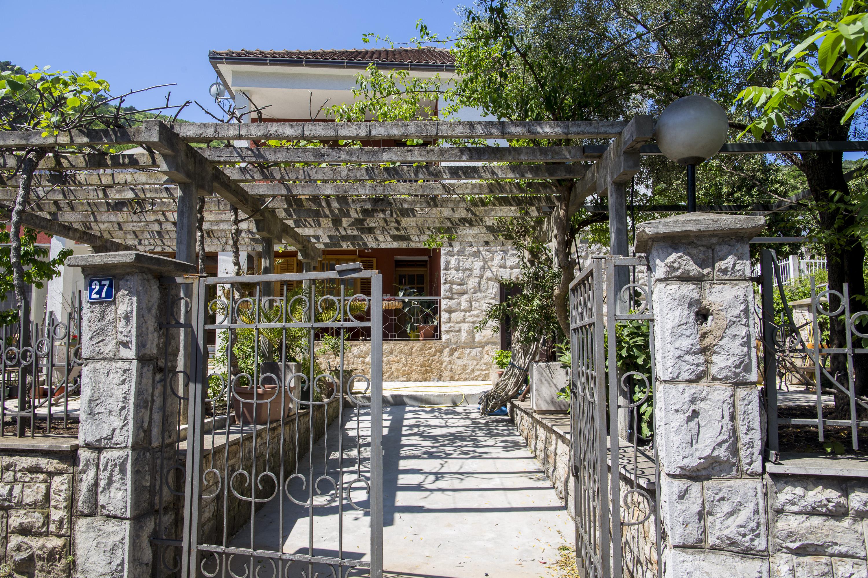 Guesthouse Blue Coast Budva Exterior photo