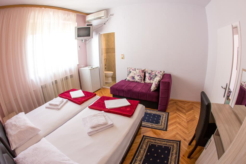 Guesthouse Blue Coast Budva Exterior photo