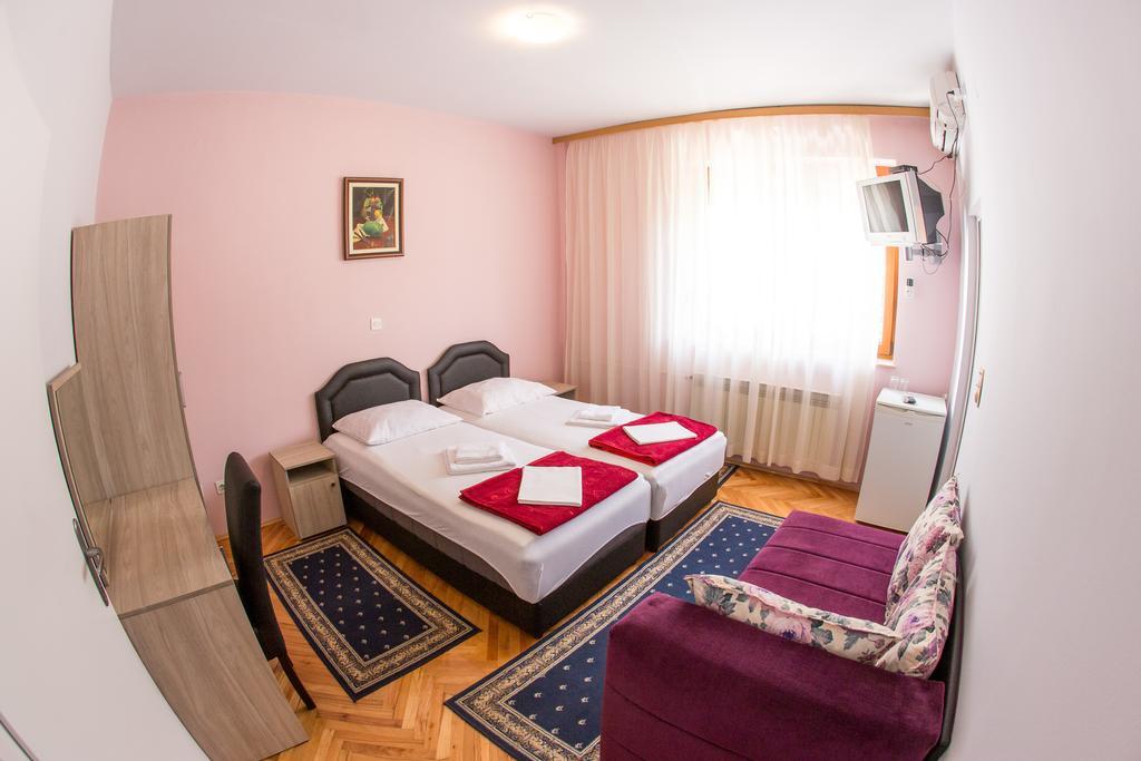 Guesthouse Blue Coast Budva Exterior photo