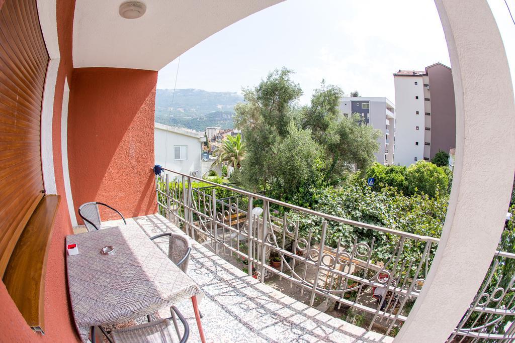 Guesthouse Blue Coast Budva Exterior photo