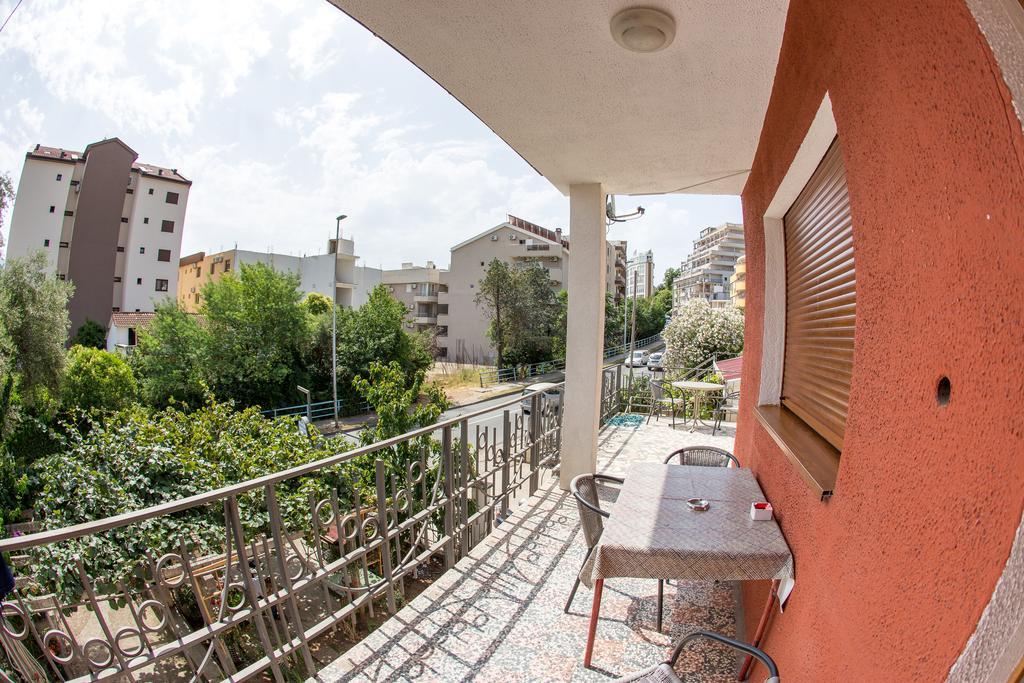 Guesthouse Blue Coast Budva Exterior photo