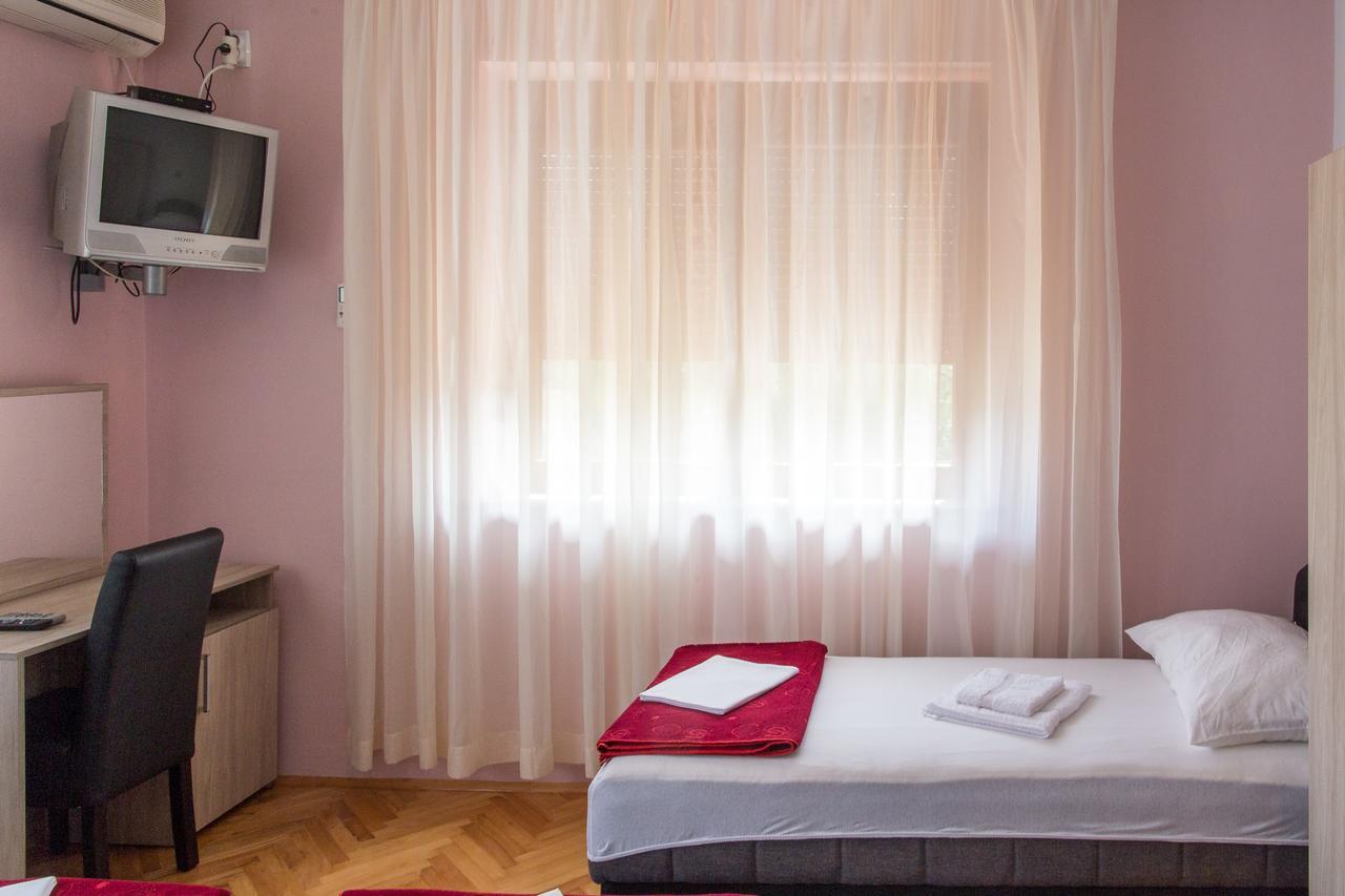 Guesthouse Blue Coast Budva Exterior photo
